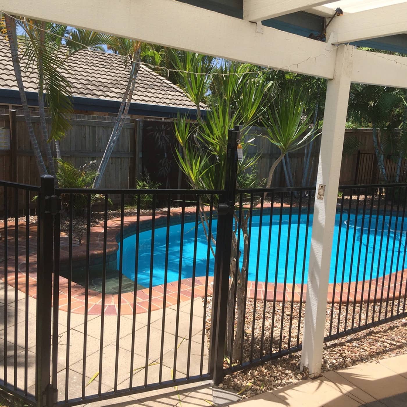 Pool Fencing — Aluminium